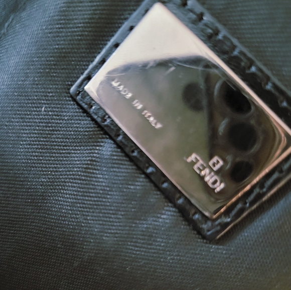 Fendi Pochette - Picture 13 of 16